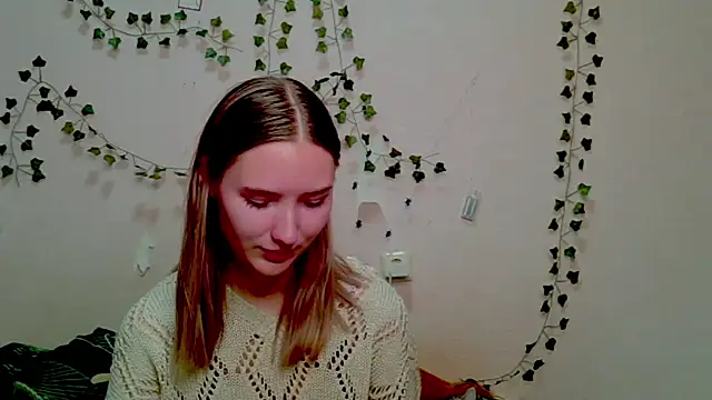  kikiclark   online show from November 15, 2025, 10:36 pm