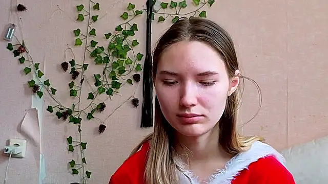  kikiclark   online show from February 21, 2026, 8:49 am