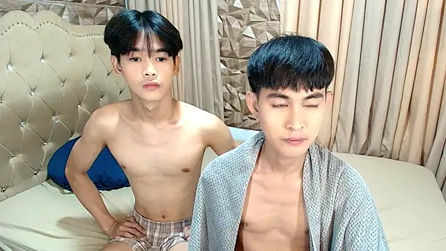 xxxhugecocktwinkxxx online show from May 8, 2026, 5:39 pm