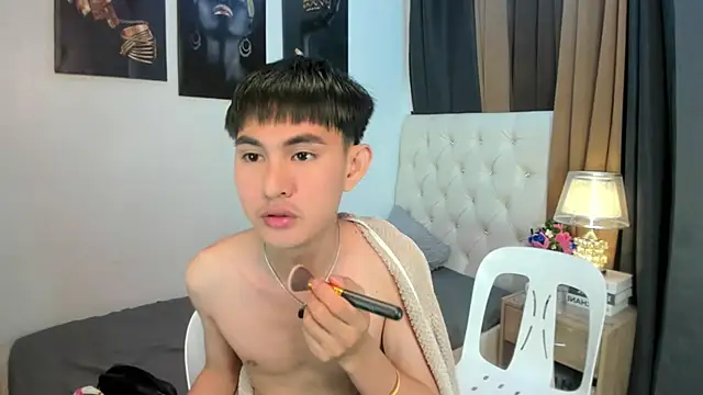 xxxhugecocktwinkxxx online show from January 13, 2026, 4:33 pm