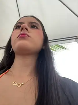 Snapshot of Juanita-Diaz chatting on April 12, 2026, 8:45 pm Juanita-Diaz online show from April 12, 2026, 8:45 pm