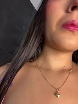 Snapshot of Juanita-Diaz chatting on February 22, 2026, 8:32 pm Juanita-Diaz online show from February 22, 2026, 8:32 pm