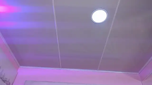 Snapshot of Miaa_Smithh__ chatting on November 14, 2025, 12:09 pm Miaa Smithh online show from November 14, 2025, 12:09 pm