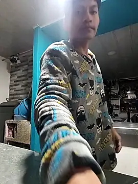 nativohot7 online show from October 10, 2025, 5:30 am