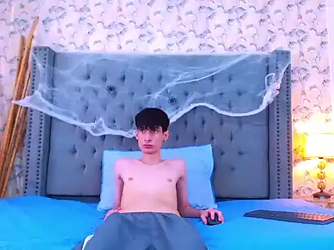 Snapshot of Luke_Carter chatting on October 28, 2025, 1:10 pm Luke Carter online show from October 28, 2025, 1:10 pm