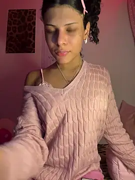 luluzinhax online show from May 28, 2026, 4:09 am