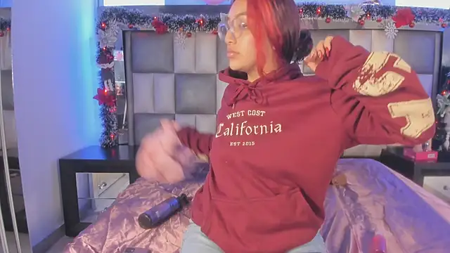 Valkiria js online show from December 4, 2025, 12:48 pm