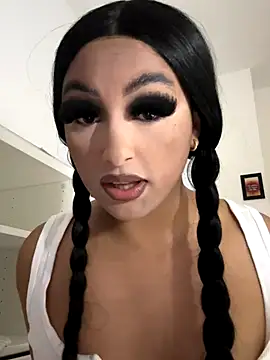 Snapshot of Britany_dirty chatting on September 10, 2025, 7:35 pm Britany dirty online show from September 10, 2025, 7:35 pm