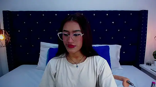 Snapshot of miss_aris chatting on November 12, 2025, 3:21 am miss aris online show from November 12, 2025, 3:21 am