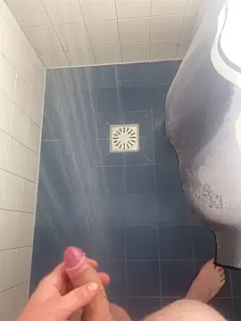 Snapshot of MrScrr chatting on October 1, 2025, 10:09 am MrScrr online show from October 1, 2025, 10:09 am