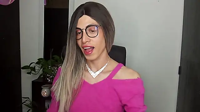 Snapshot of Andy_Roses chatting on November 26, 2025, 10:10 pm Andy Roses online show from November 26, 2025, 10:10 pm