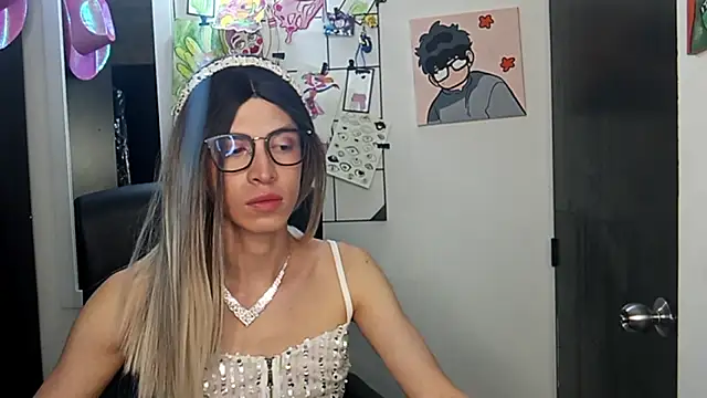 Snapshot of Andy_Roses chatting on November 13, 2025, 10:35 pm Andy Roses online show from November 13, 2025, 10:35 pm