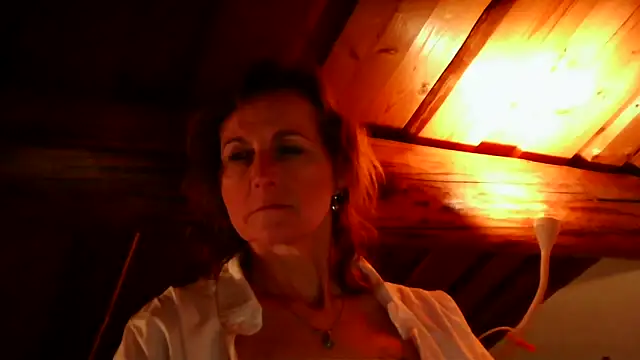 Valinella online show from March 25, 2026, 8:30 pm