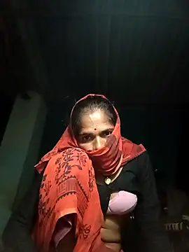 Snapshot of Hot-honi chatting on September 21, 2025, 11:54 pm Hot-honi online show from September 21, 2025, 11:54 pm