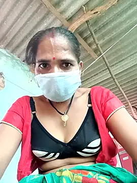 Snapshot of Hot-honi chatting on September 13, 2025, 10:48 am Hot-honi online show from September 13, 2025, 10:48 am