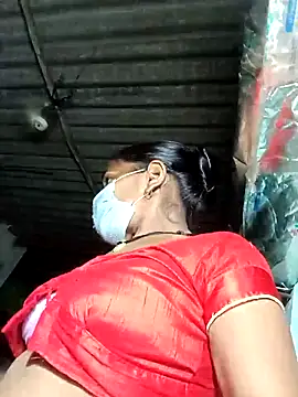 Snapshot of Hot-honi chatting on October 7, 2025, 12:50 pm Hot-honi online show from October 7, 2025, 12:50 pm