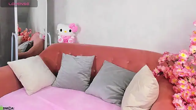 Lynn Martin online show from October 6, 2025, 1:07 am