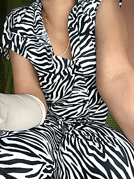 Snapshot of Hott_Archana chatting on November 27, 2025, 6:41 pm Hott Archana online show from November 27, 2025, 6:41 pm