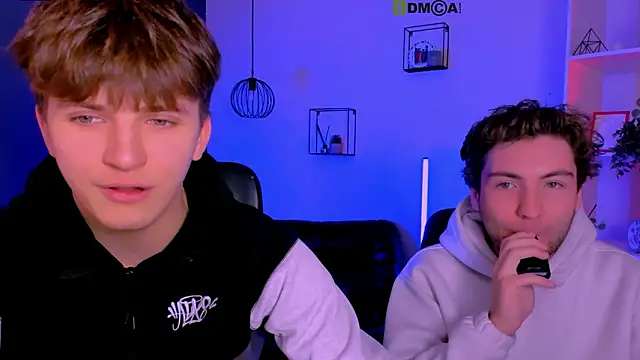 Snapshot of travis_wolf_ chatting on February 7, 2026, 10:01 am travis wolf online show from February 7, 2026, 10:01 am