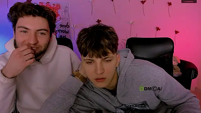 Snapshot of travis_wolf_ chatting on February 15, 2026, 9:41 am travis wolf online show from February 15, 2026, 9:41 am