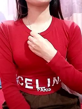 CherryBeii online show from February 3, 2026, 11:32 pm