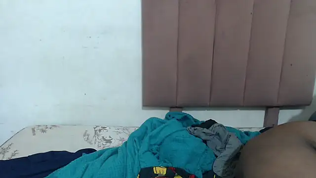 Chubby Queenx255 online show from December 4, 2025, 6:01 am