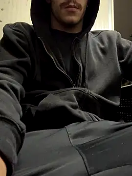 Snapshot of 420boy__ chatting on October 29, 2025, 9:25 pm 420boy online show from October 29, 2025, 9:25 pm