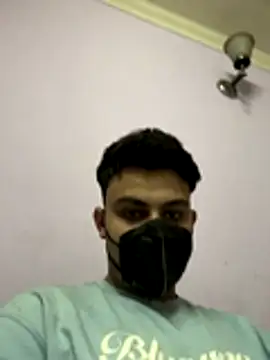 Snapshot of playboyxxx1905 chatting on November 6, 2025, 9:13 am playboyxxx1905 online show from November 6, 2025, 9:13 am