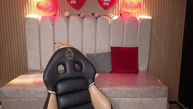  Mia Evans 1 online show from February 17, 2026, 8:17 pm