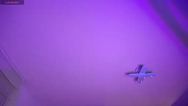  Charlotte Collins  online show from December 20, 2025, 2:20 pm