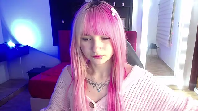  Charlotte Collins  online show from May 25, 2026, 3:22 pm
