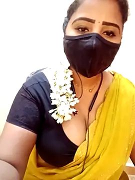 Snapshot of tamil_Vennila chatting on December 15, 2025, 7:03 am tamil Vennila online show from December 15, 2025, 7:03 am