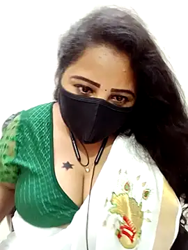 Snapshot of tamil_Vennila chatting on December 1, 2025, 7:04 pm tamil Vennila online show from December 1, 2025, 7:04 pm