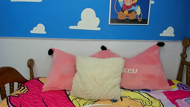 Snapshot of miss__evolet chatting on November 7, 2025, 11:04 am miss evolet online show from November 7, 2025, 11:04 am