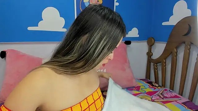 Snapshot of miss__evolet chatting on November 15, 2025, 11:03 am miss evolet online show from November 15, 2025, 11:03 am