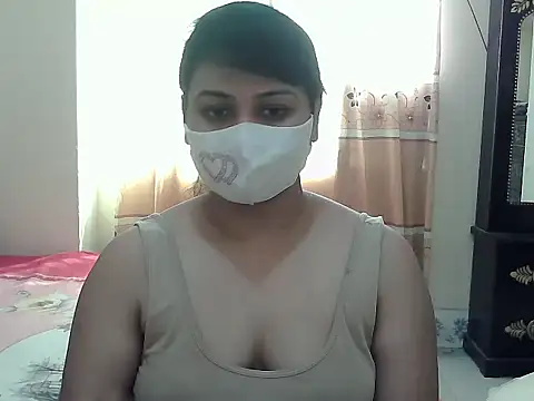 Snapshot of Elena_cruz5 chatting on November 4, 2025, 4:27 am Elena cruz5 online show from November 4, 2025, 4:27 am