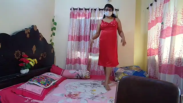 Elena cruz5 online show from February 24, 2026, 3:40 am