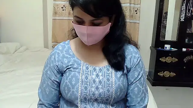 Snapshot of Elena_cruz5 chatting on November 20, 2025, 5:13 pm Elena cruz5 online show from November 20, 2025, 5:13 pm