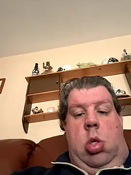 Stephanie1984 online show from October 28, 2025, 5:12 pm