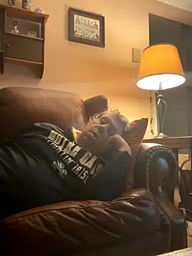 Stephanie1984 online show from November 3, 2025, 2:17 am