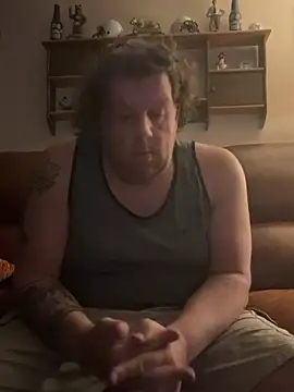 Stephanie1984 online show from April 16, 2026, 11:07 pm