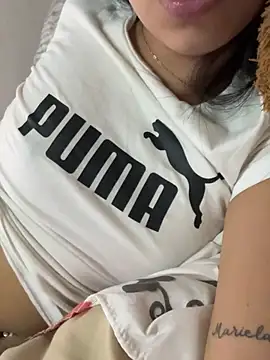 lulizoee online show from April 7, 2026, 5:48 pm