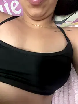 lulizoee online show from January 6, 2026, 7:07 pm