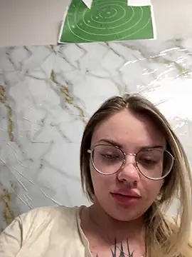 Snapshot of StasySweet chatting on February 22, 2026, 6:27 am StasySweet online show from February 22, 2026, 6:27 am