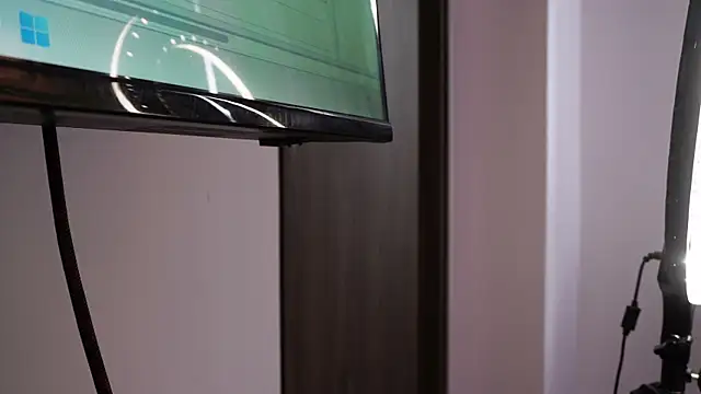 Snapshot of natasha_vesper chatting on November 18, 2025, 12:52 pm natasha vesper online show from November 18, 2025, 12:52 pm