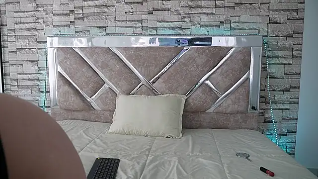 Snapshot of natasha_vesper chatting on November 20, 2025, 1:12 pm natasha vesper online show from November 20, 2025, 1:12 pm