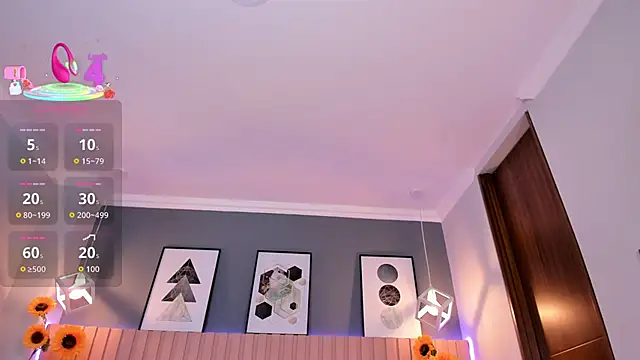 Nina Ford online show from November 17, 2025, 3:10 am