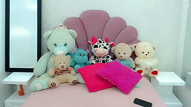 Snapshot of hanna_sweett34 chatting on November 21, 2025, 3:38 am hanna sweett34 online show from November 21, 2025, 3:38 am