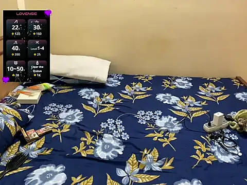 LuvLayla online show from April 13, 2026, 6:56 pm