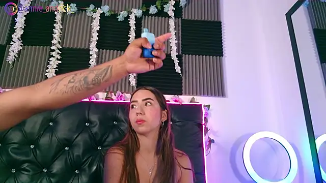  leda swan  online show from March 1, 2026, 1:11 pm